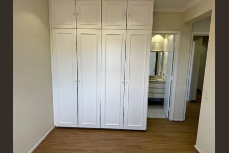 Apartamento para alugar com 216m², 3 quartos e 3 vagas Apartamento para alugar com 216m², 3 quartos e 3 vagasSuíte 2