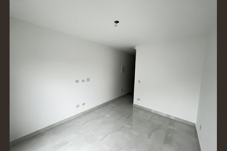 Casa à venda com 120m², 3 quartos e 2 vagas Casa à venda com 120m², 3 quartos e 2 vagasSala