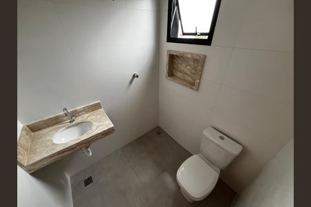 Casa à venda com 120m², 3 quartos e 2 vagasBanheiro da Suíte 1