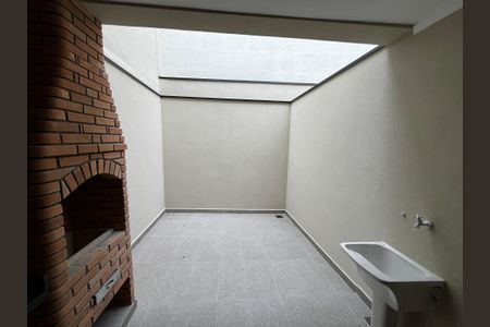 Casa à venda com 120m², 3 quartos e 2 vagasChurrasqueira/Quintal/Lavanderia