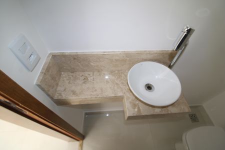 Casa à venda com 120m², 3 quartos e 2 vagasLavabo