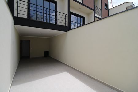 Casa à venda com 120m², 3 quartos e 2 vagasGaragem
