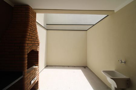 Casa à venda com 120m², 3 quartos e 2 vagasÁrea de Serviço