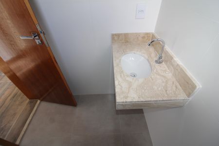 Casa à venda com 120m², 3 quartos e 2 vagasQuarto 1 - Banheiro