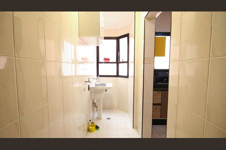 Apartamento para alugar com 111m², 2 quartos e 1 vagaÁrea de Serviço