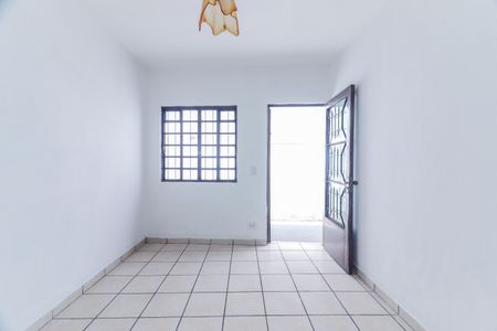 Sala de casa para alugar com 2 quartos, 100m² em Parque Ipe, São Paulo