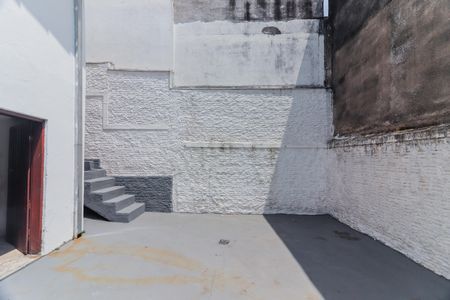 Casa para alugar com 100m², 2 quartos e 1 vaga Casa para alugar com 100m², 2 quartos e 1 vagaQuintal e Lavanderia