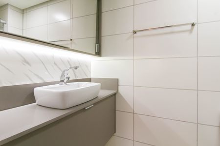 Apartamento para alugar com 53m², 2 quartos e 1 vaga Apartamento para alugar com 53m², 2 quartos e 1 vagaBanheiro
