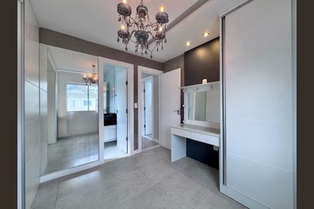 Casa de condomínio para alugar com 350m², 5 quartos e 5 vagas Casa de condomínio para alugar com 350m², 5 quartos e 5 vagasSuíte 3