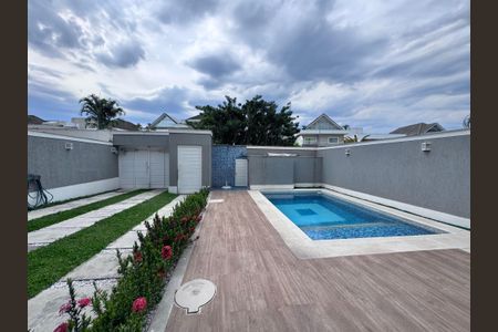 Casa de condomínio para alugar com 350m², 5 quartos e 5 vagas Casa de condomínio para alugar com 350m², 5 quartos e 5 vagasÁrea externa