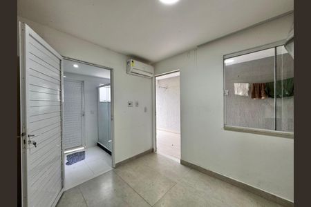 Casa de condomínio para alugar com 350m², 5 quartos e 5 vagas Casa de condomínio para alugar com 350m², 5 quartos e 5 vagasEdícula - Suíte