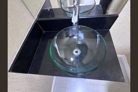 Casa de condomínio para alugar com 350m², 5 quartos e 5 vagas Casa de condomínio para alugar com 350m², 5 quartos e 5 vagasSótão - Lavabo