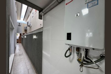 Casa de condomínio para alugar com 350m², 5 quartos e 5 vagas Casa de condomínio para alugar com 350m², 5 quartos e 5 vagasÁrea de Serviço