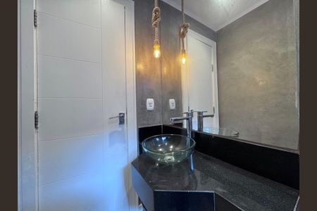 Casa de condomínio para alugar com 350m², 5 quartos e 5 vagas Casa de condomínio para alugar com 350m², 5 quartos e 5 vagasLavabo