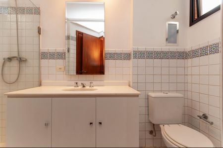 Apartamento para alugar com 96m², 3 quartos e 2 vagas Apartamento para alugar com 96m², 3 quartos e 2 vagasBanheiro Social