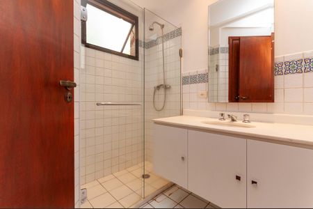 Apartamento para alugar com 96m², 3 quartos e 2 vagas Apartamento para alugar com 96m², 3 quartos e 2 vagasBanheiro Social