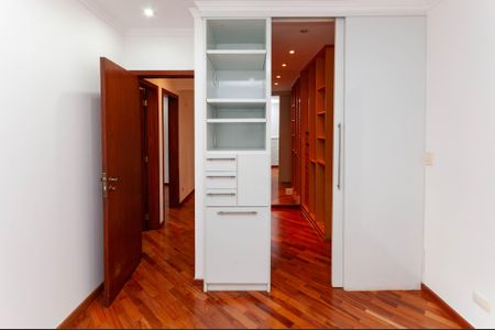 Apartamento para alugar com 96m², 3 quartos e 2 vagas Apartamento para alugar com 96m², 3 quartos e 2 vagasSuíte