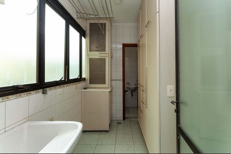 Apartamento para alugar com 96m², 3 quartos e 2 vagas Apartamento para alugar com 96m², 3 quartos e 2 vagasÁrea de Serviço