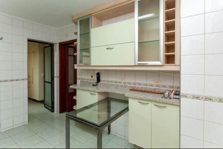 Apartamento para alugar com 96m², 3 quartos e 2 vagas Apartamento para alugar com 96m², 3 quartos e 2 vagasCozinha