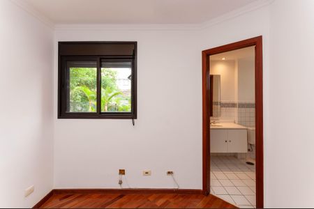 Apartamento para alugar com 96m², 3 quartos e 2 vagas Apartamento para alugar com 96m², 3 quartos e 2 vagasQuarto 2