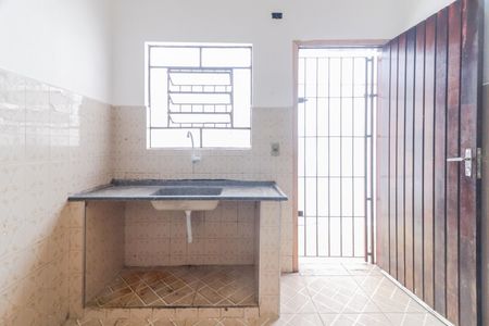 Casa para alugar com 130m², 2 quartos e 2 vagas Casa para alugar com 130m², 2 quartos e 2 vagasCozinha