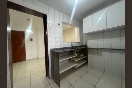 Cozinha de apartamento à venda com 2 quartos, 85m² em Centro, Belo Horizonte
