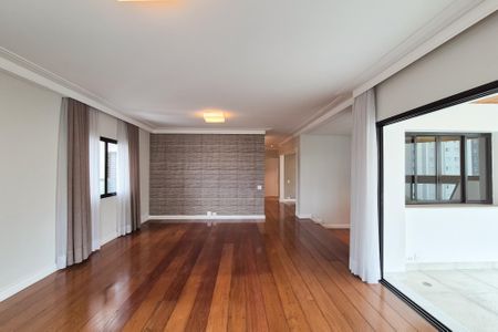 Apartamento à venda com 260m², 4 quartos e 3 vagasSala