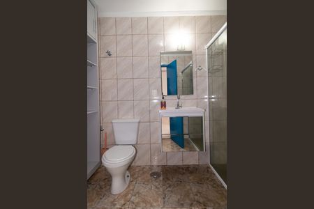 Apartamento à venda com 138m², 3 quartos e 1 vaga Apartamento à venda com 138m², 3 quartos e 1 vagaBanheiro da Suíte