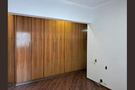 Suíte de apartamento para alugar com 3 quartos, 126m² em Vila Nova Conceição, São Paulo