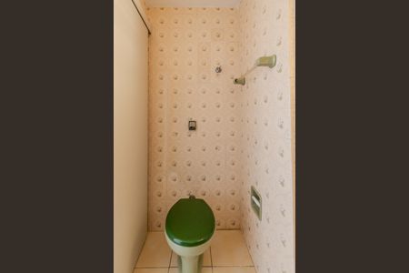 Apartamento à venda com 90m², 2 quartos e 2 vagas Apartamento à venda com 90m², 2 quartos e 2 vagasBanheiro da Suíte