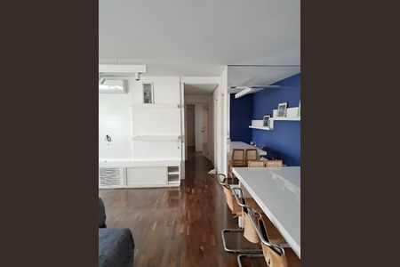 Sala de apartamento para alugar com 3 quartos, 128m² em Moema, São Paulo