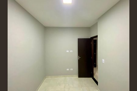 Quarto 1 de casa de condomínio para alugar com 2 quartos, 65m² em Vila Tupi, Praia Grande