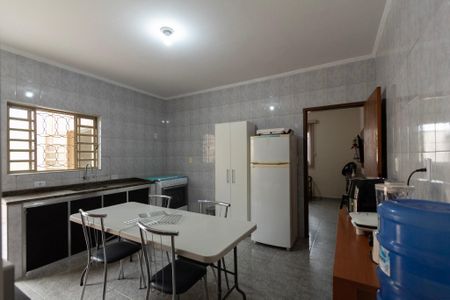 Casa para alugar com 117m², 2 quartos e 3 vagas Casa para alugar com 117m², 2 quartos e 3 vagasCozinha