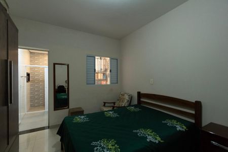 Casa para alugar com 117m², 2 quartos e 3 vagas Casa para alugar com 117m², 2 quartos e 3 vagasSuíte
