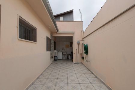 Casa para alugar com 117m², 2 quartos e 3 vagas Casa para alugar com 117m², 2 quartos e 3 vagasQuintal