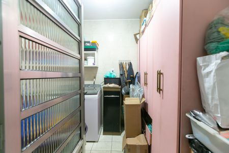 Casa à venda com 200m², 2 quartos e 1 vaga Casa à venda com 200m², 2 quartos e 1 vagaÁrea de Serviço