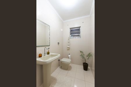 Casa à venda com 200m², 2 quartos e 1 vaga Casa à venda com 200m², 2 quartos e 1 vagaBanheiro 2