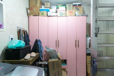 Casa à venda com 200m², 2 quartos e 1 vaga Casa à venda com 200m², 2 quartos e 1 vagaÁrea de Serviço