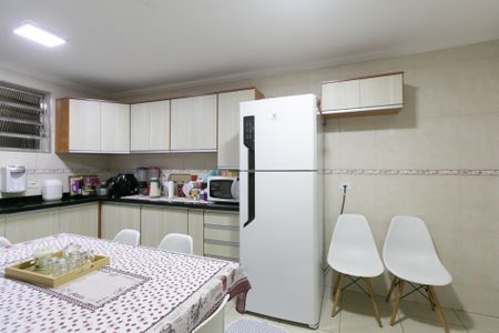 Casa à venda com 200m², 2 quartos e 1 vaga Casa à venda com 200m², 2 quartos e 1 vagaCozinha