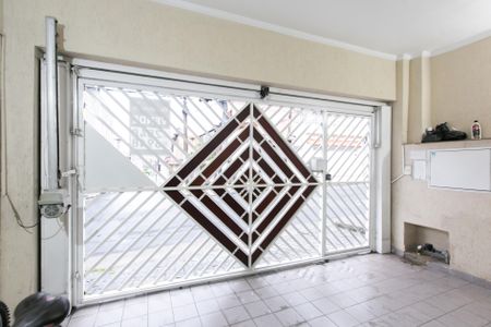 Casa à venda com 200m², 2 quartos e 1 vaga Casa à venda com 200m², 2 quartos e 1 vagaGaragem