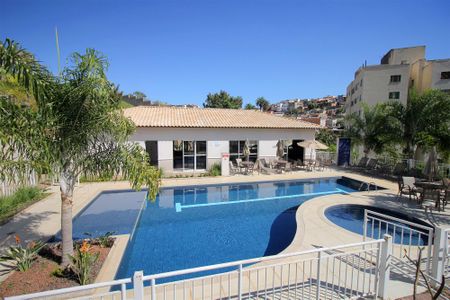 Apartamento à venda com 60m², 2 quartos e 2 vagasÁrea comum - Piscina