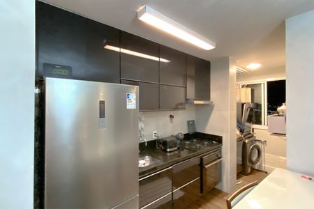 Apartamento à venda com 60m², 2 quartos e 2 vagas Apartamento à venda com 60m², 2 quartos e 2 vagasCozinha