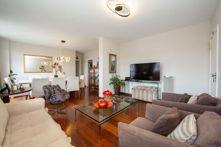 Apartamento à venda com 157m², 4 quartos e 2 vagasSala