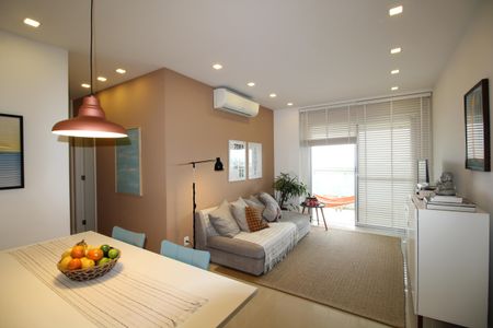 Sala de apartamento à venda com 2 quartos, 78m² em Barra da Tijuca, Rio de Janeiro