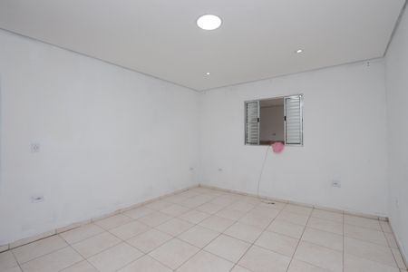 Quarto 1 de casa para alugar com 2 quartos, 120m² em Jardim Sonia Maria, São Paulo