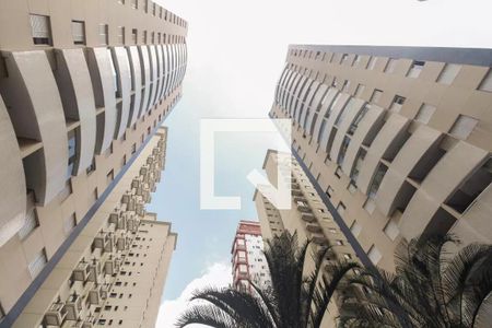 Apartamento para alugar com 47m², 1 quarto e 1 vaga Apartamento para alugar com 47m², 1 quarto e 1 vagaFachada