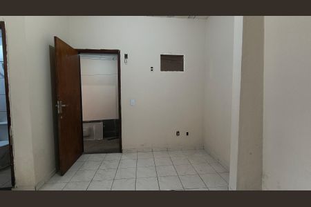 Quarto de kitnet/studio para alugar com 1 quarto, 15m² em Vargem Grande, Rio de Janeiro