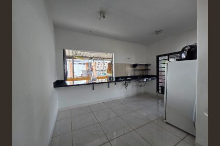 Casa à venda com 157m², 3 quartos e 3 vagas Casa à venda com 157m², 3 quartos e 3 vagasCozinha