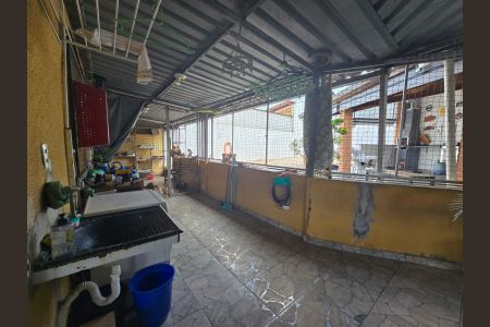 Casa à venda com 157m², 3 quartos e 3 vagas Casa à venda com 157m², 3 quartos e 3 vagasÁrea de Serviço