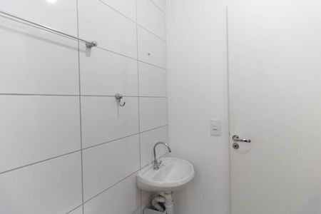 Apartamento à venda com 50m², 2 quartos e sem vaga Apartamento à venda com 50m², 2 quartos e sem vagaBanheiro